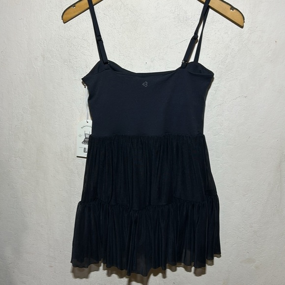 Elegant Black Mini Dress - Picture 8 of 11